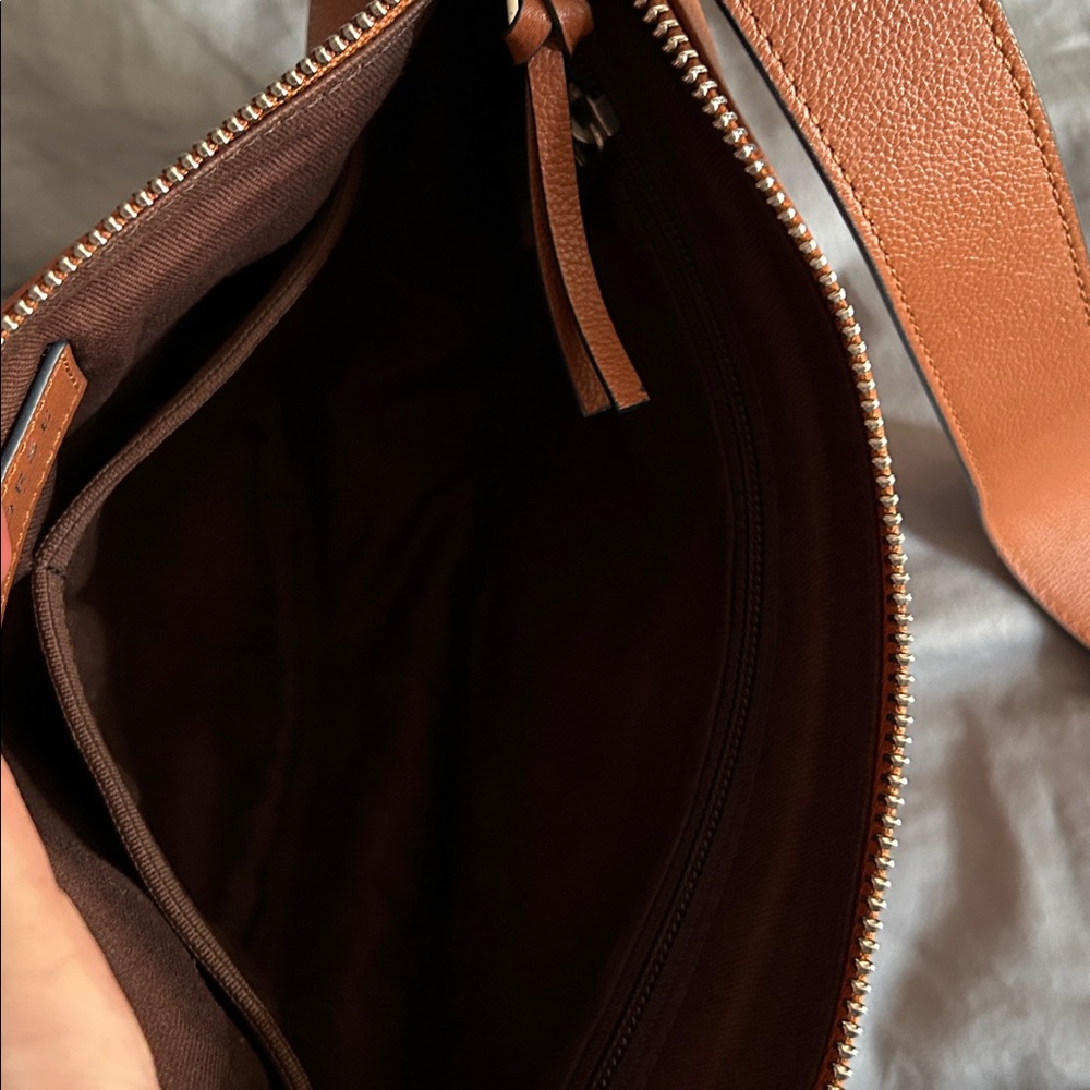The Horse Tan Sporty Crossbody - Picture 4 of 9